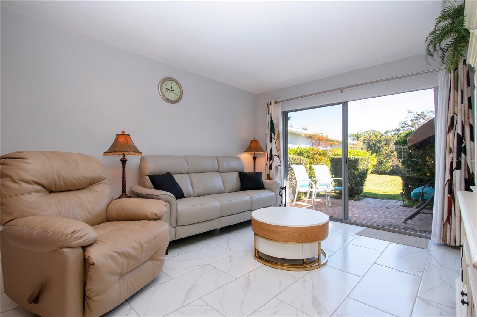 CREEKVIEW - Residential