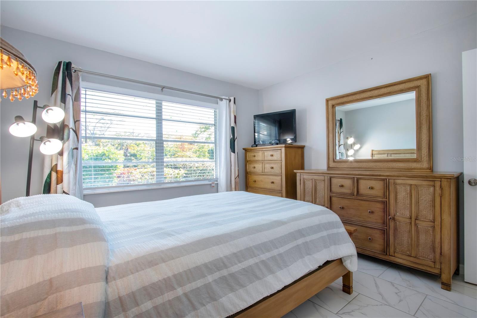 CREEKVIEW - Residential