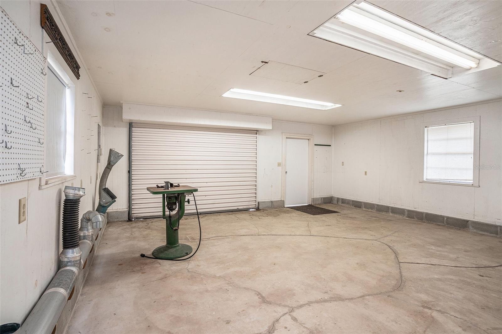 SILOAM SPGS WOOD - Residential