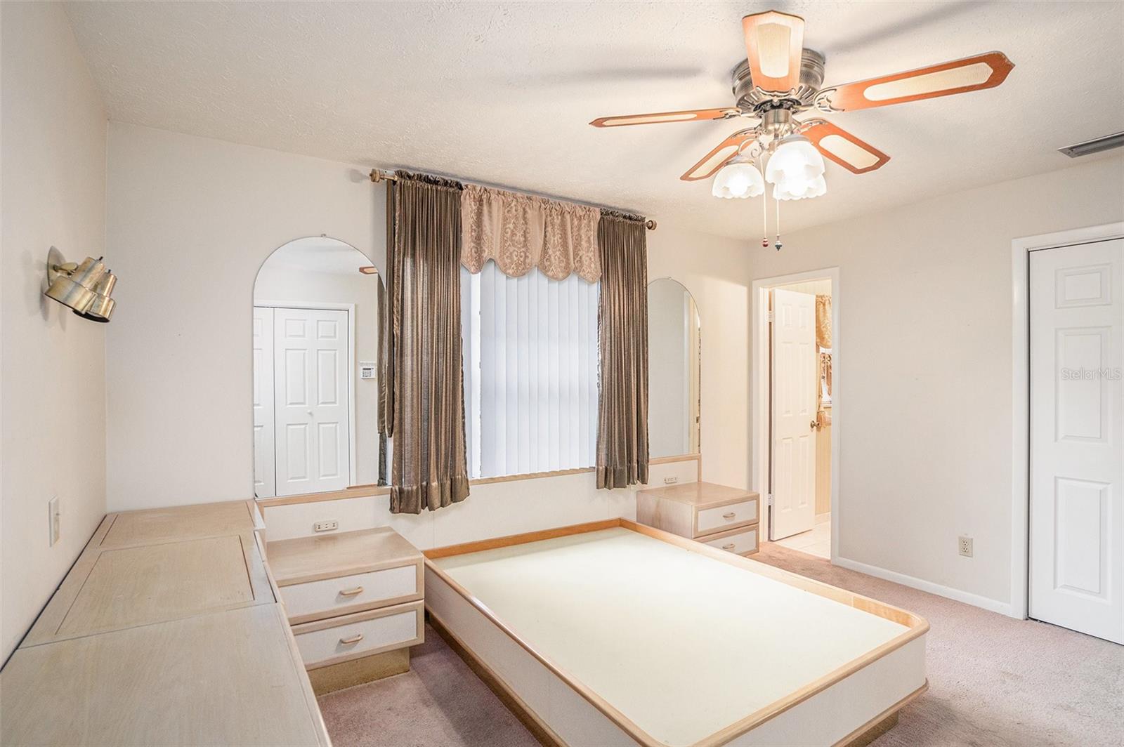 SILOAM SPGS WOOD - Residential