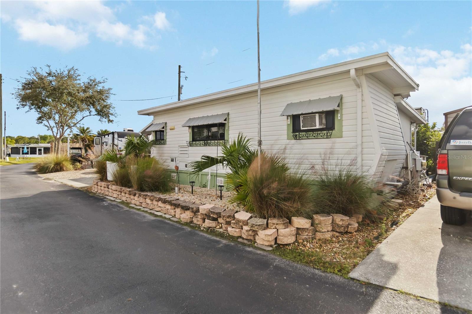 SHELTER COVE - Residential