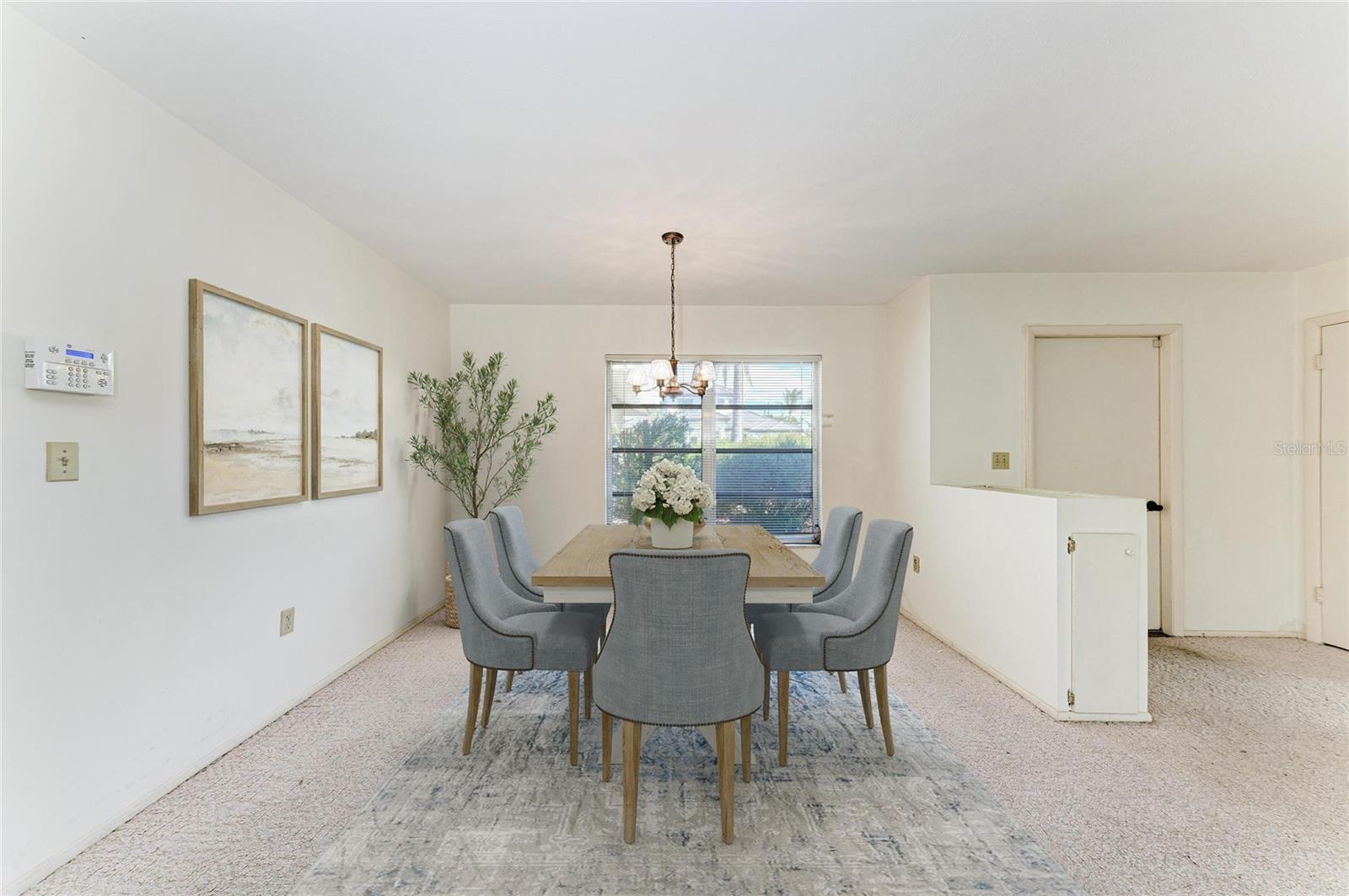 GOLDEN BEACH - Residential