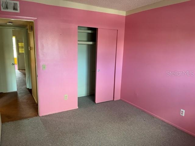 ON TOP OF THE WORLD - Residential