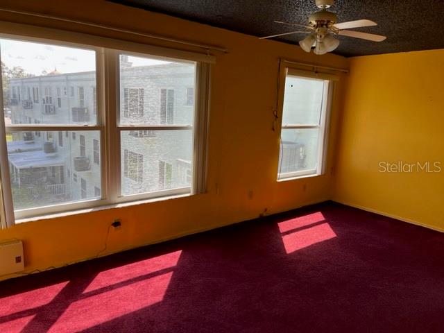 ON TOP OF THE WORLD - Residential