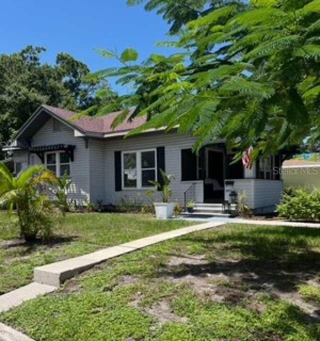 Photo of 2802 4th Avenue W, Bradenton, FL 34205 (MLS # TB8539889)