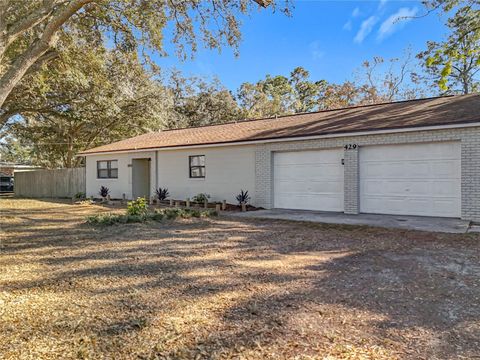 A home in LONGWOOD