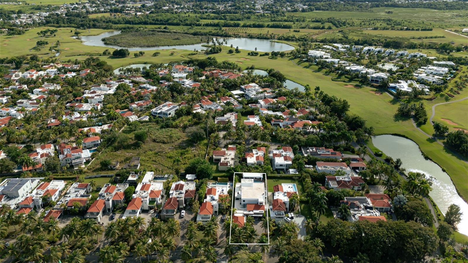 DORADO BEACH EAST - Residential