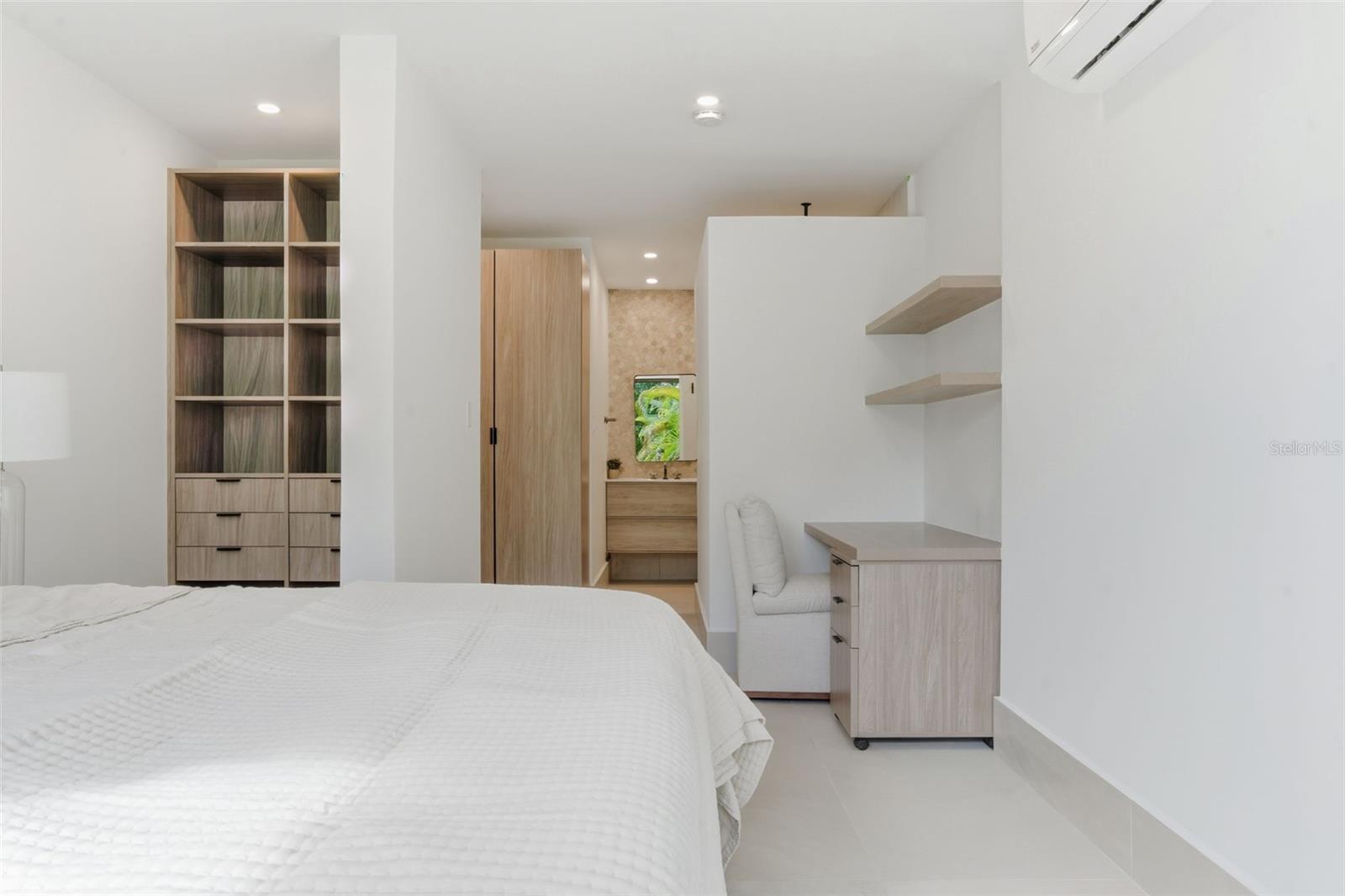 DORADO BEACH EAST - Residential