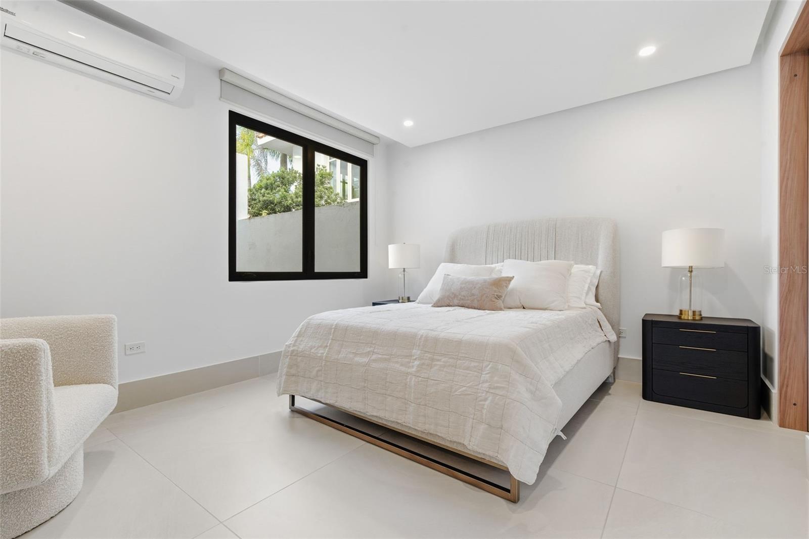 DORADO BEACH EAST - Residential