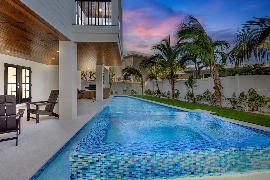 Photo of 243 S Harbor Drive, Holmes Beach, FL 34217 (MLS # A4684027)