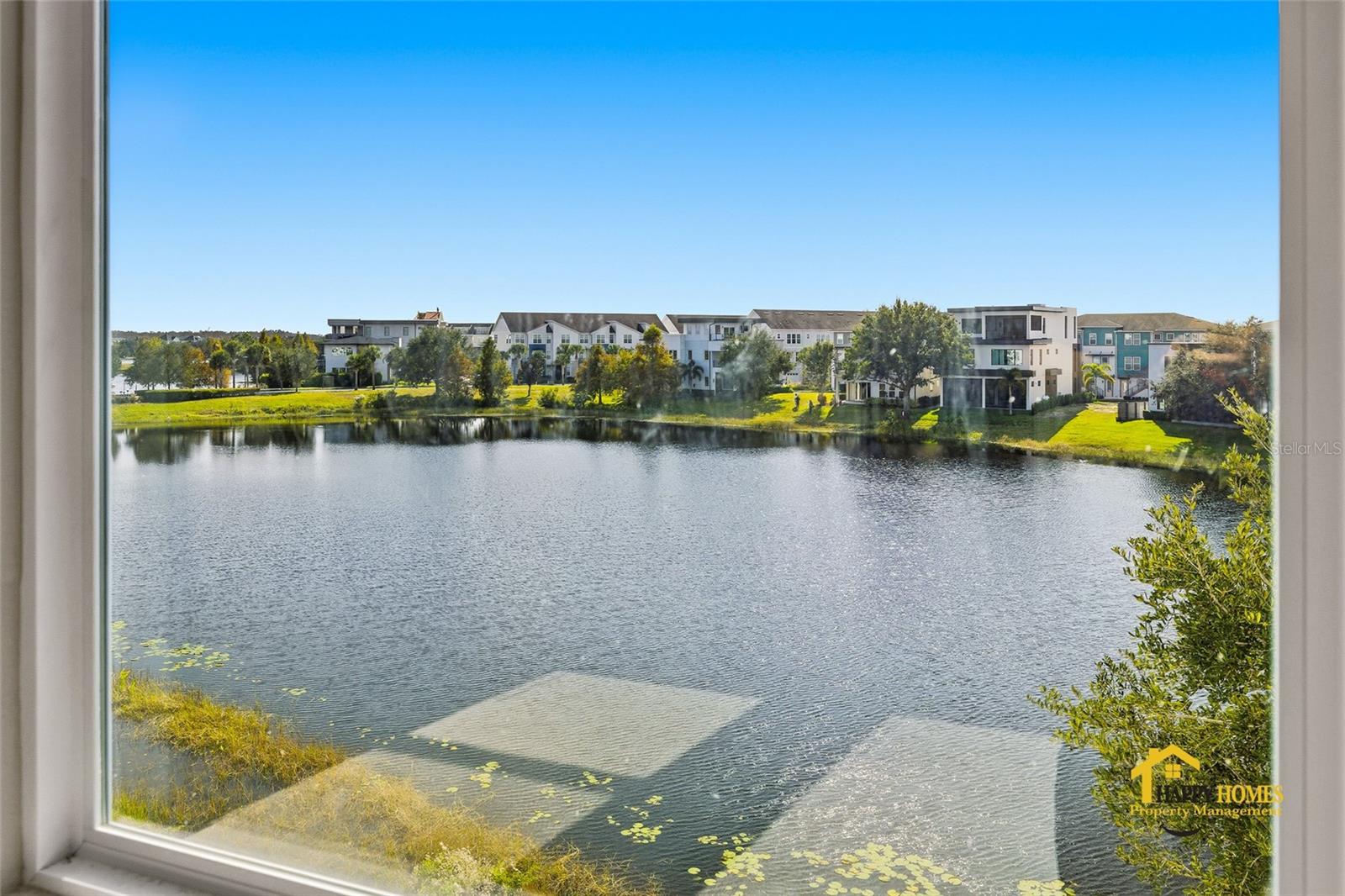 LAUREATE PK NBRHD CENTER PH 3 - Residential Lease