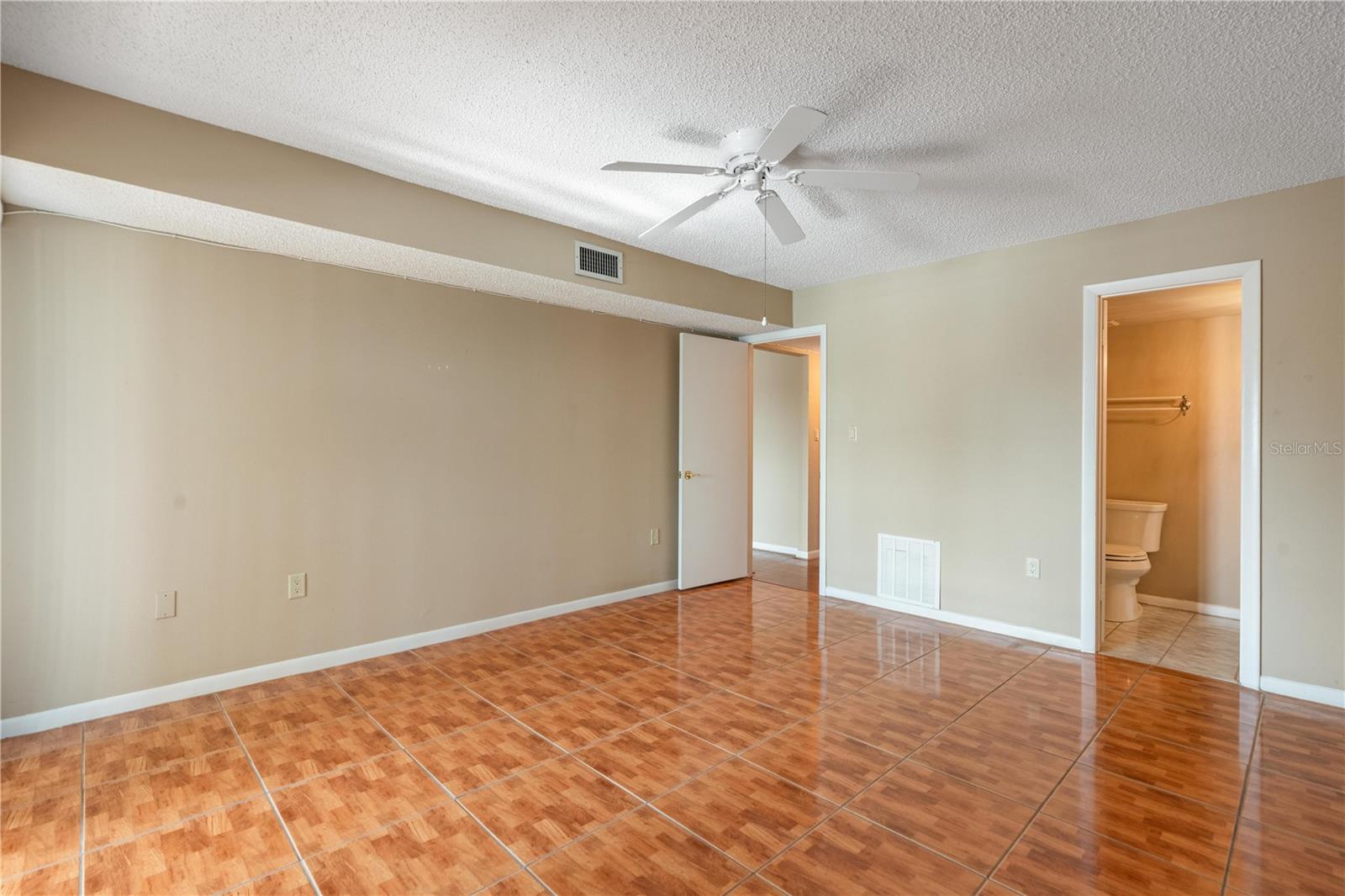 GULF HARBORS CONDO - Residential