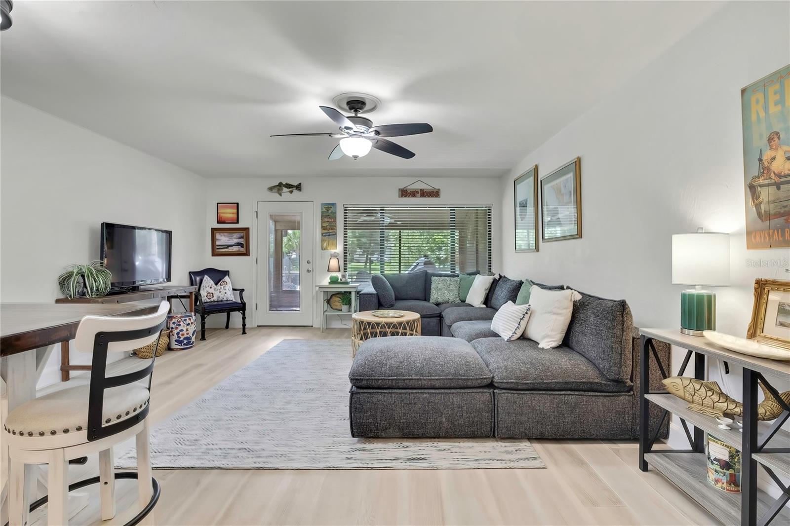 1637 SE PARADISE CIRCLE 106
