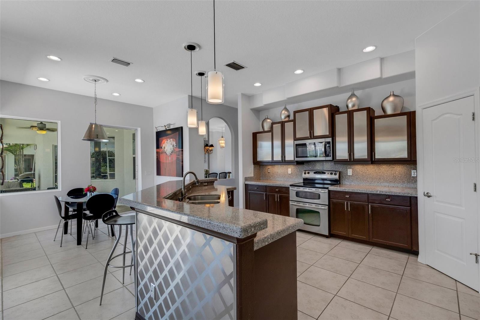 STONEYBROOK GOLF & COUNTRY CLUB - Residential