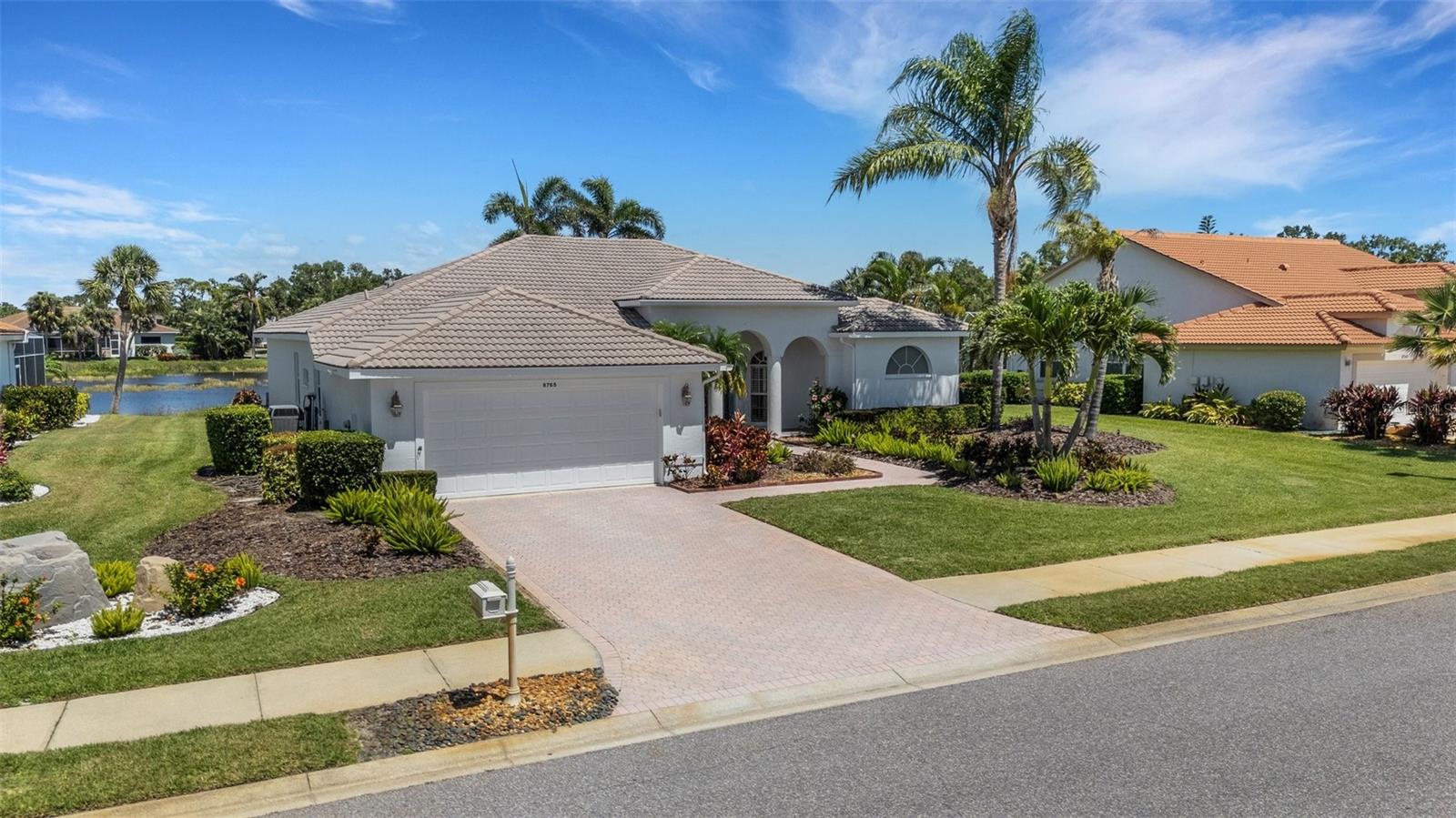 STONEYBROOK GOLF & COUNTRY CLUB - Residential