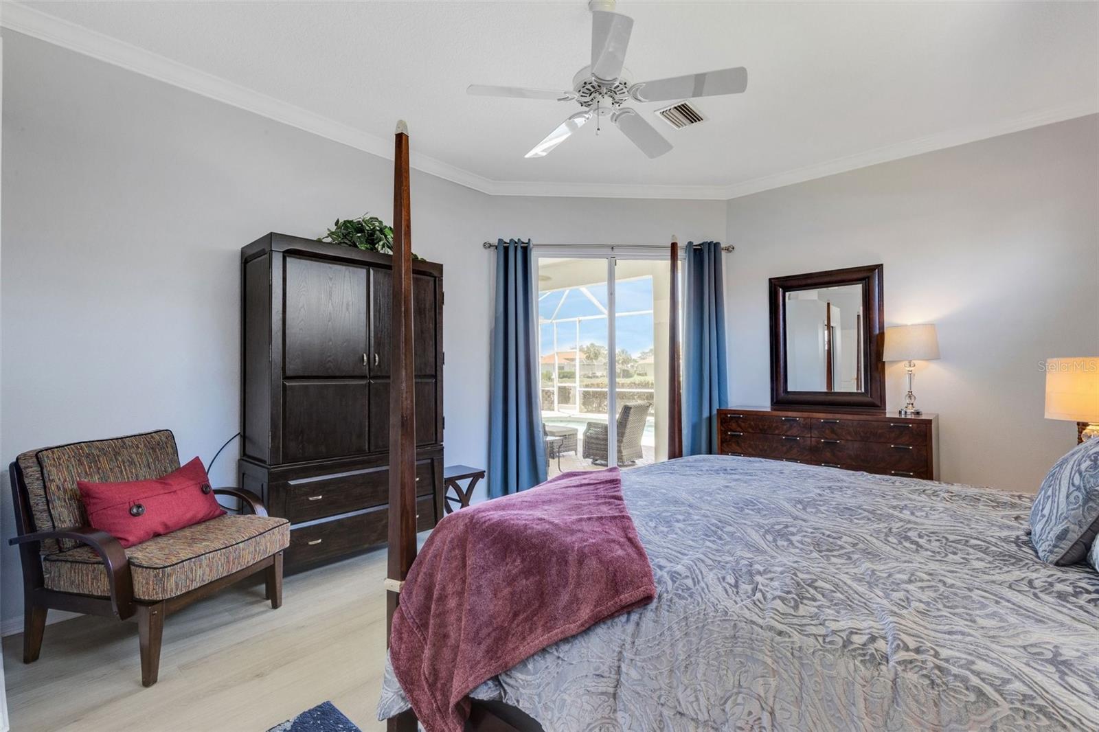 STONEYBROOK GOLF & COUNTRY CLUB - Residential