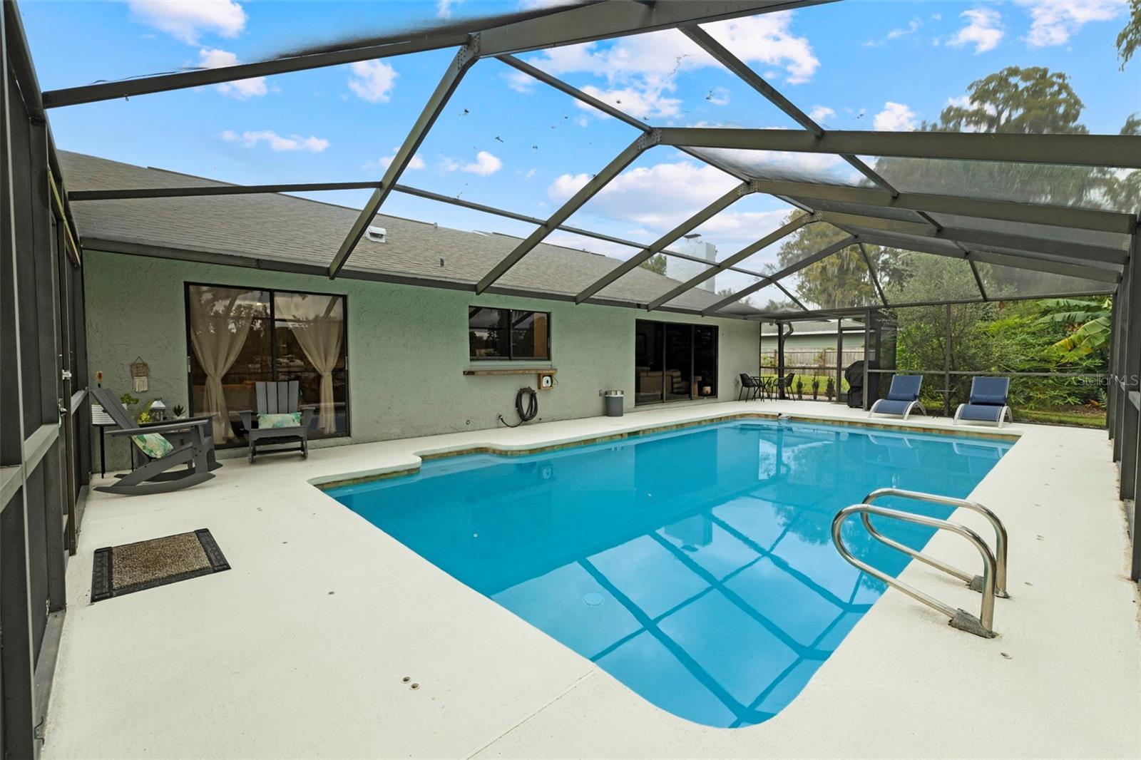 LAKE SHARON ESTATES - Residential