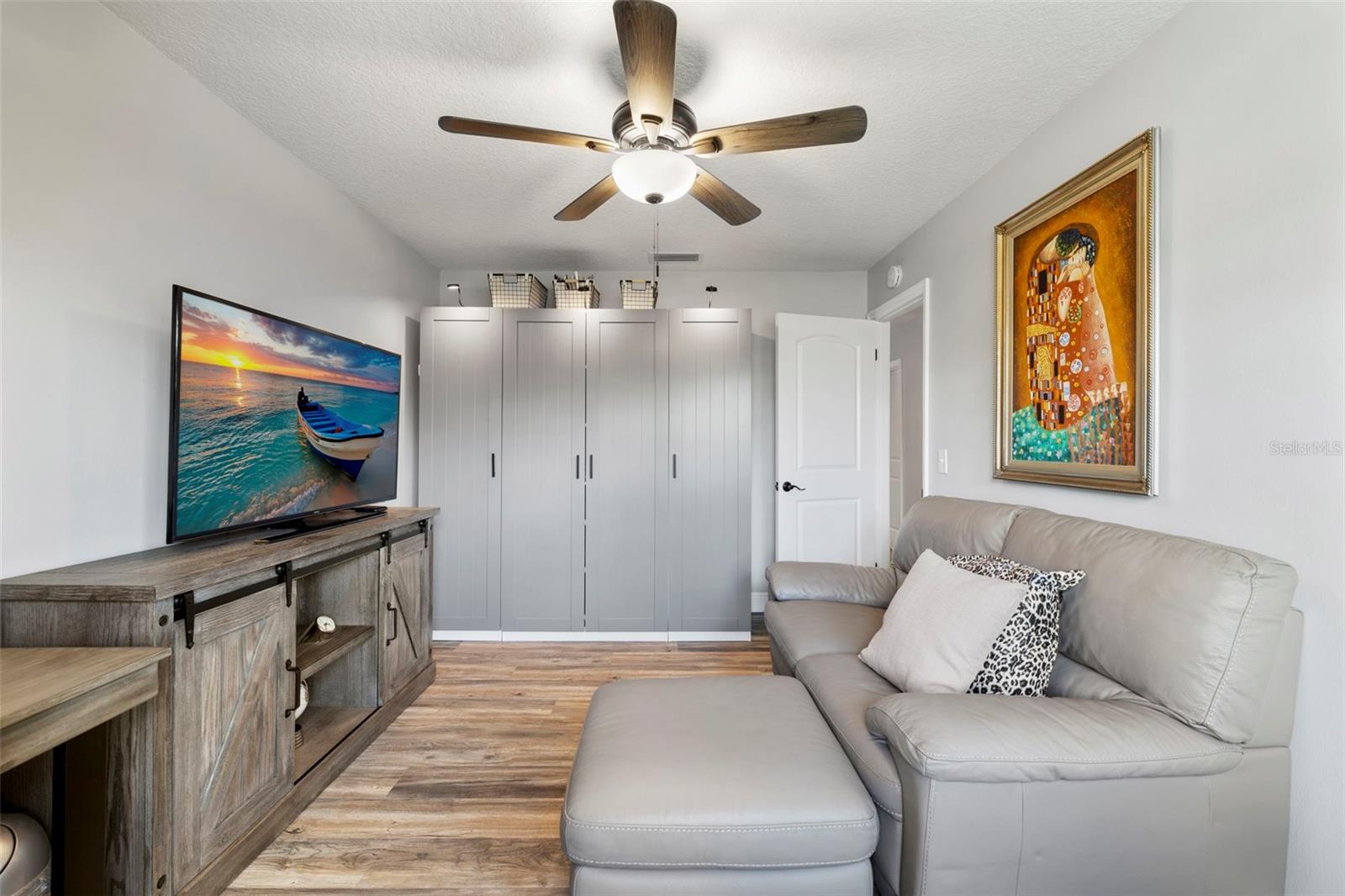 LAKE SHARON ESTATES - Residential