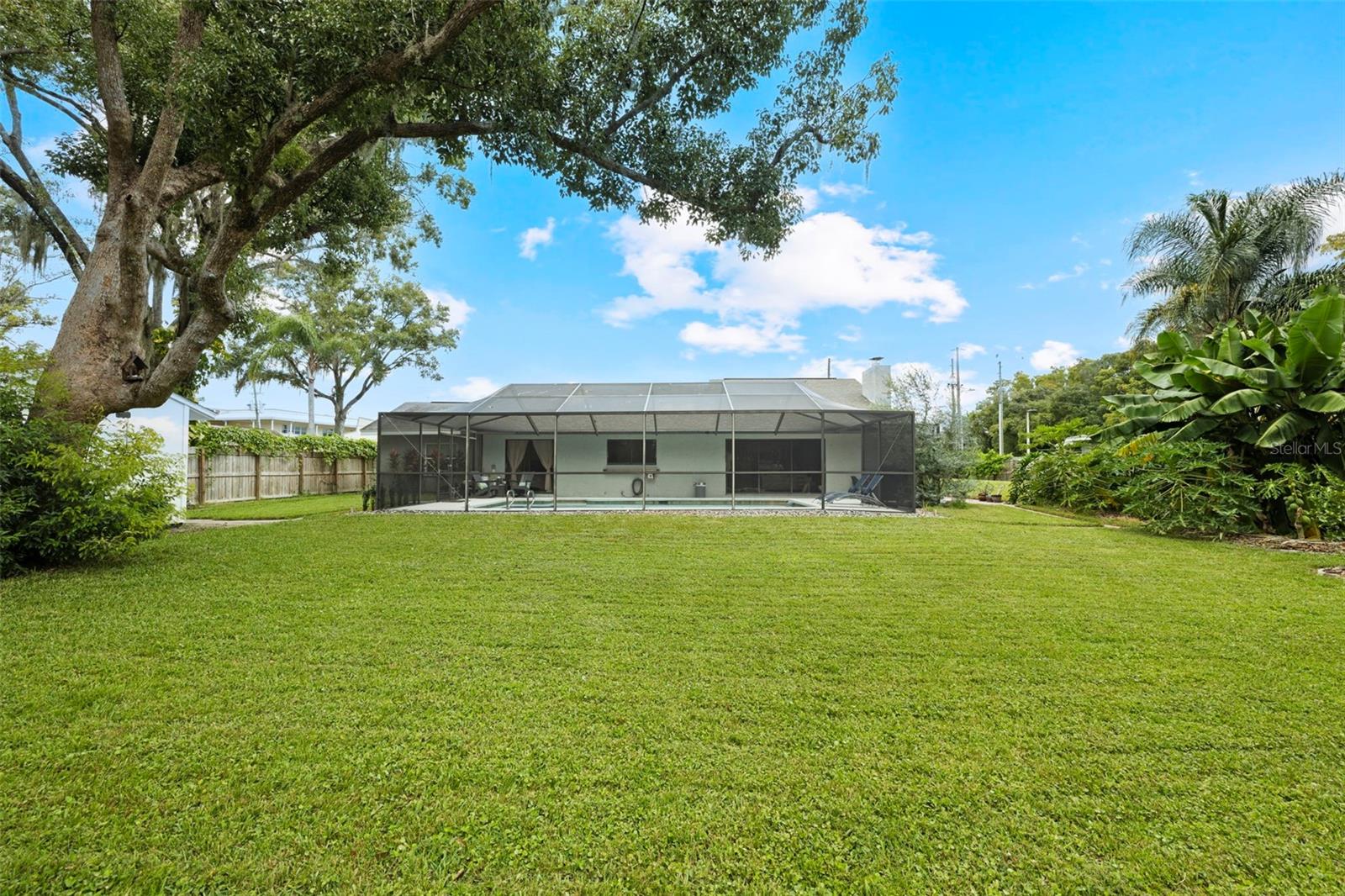LAKE SHARON ESTATES - Residential