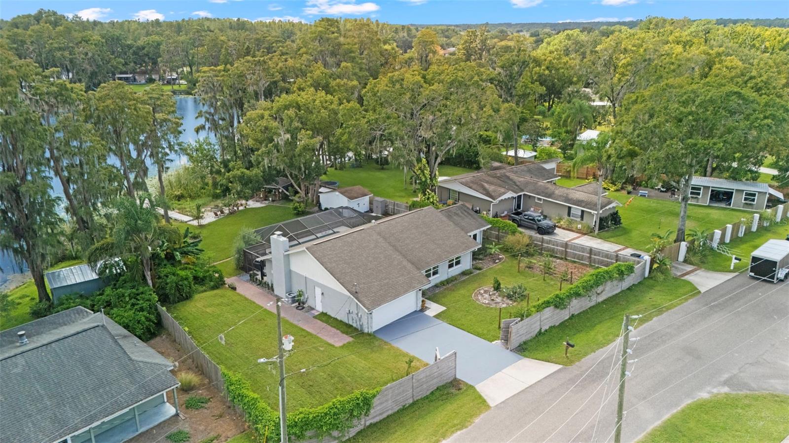 LAKE SHARON ESTATES - Residential