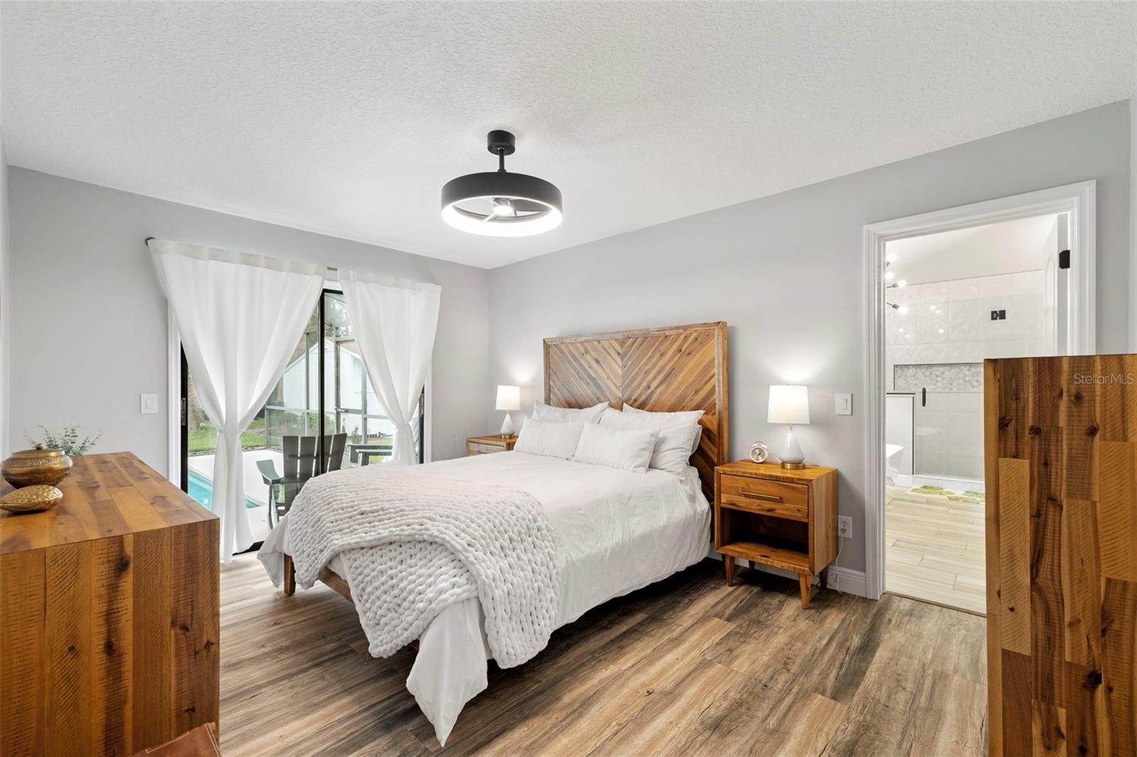 LAKE SHARON ESTATES - Residential