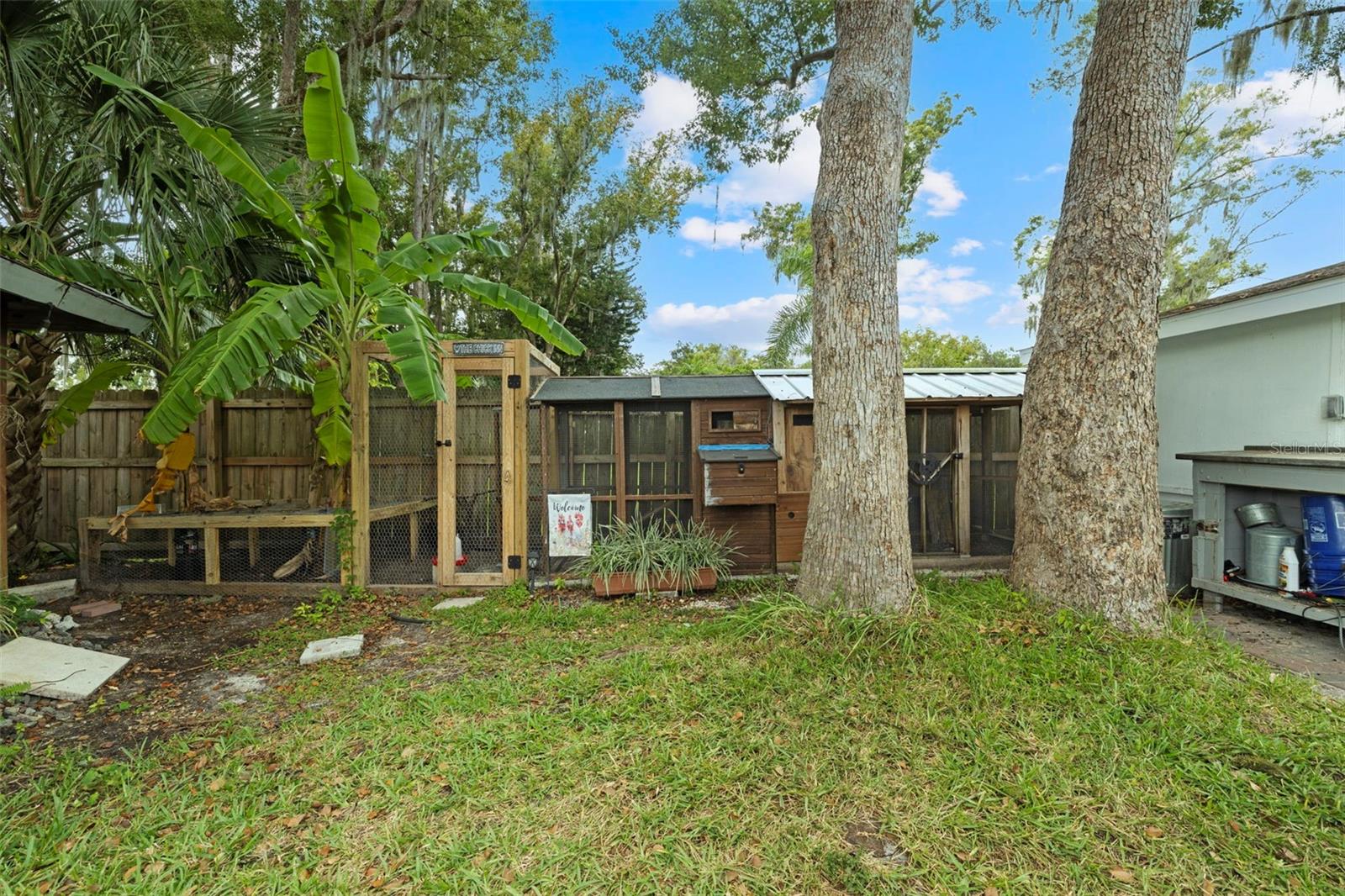 LAKE SHARON ESTATES - Residential
