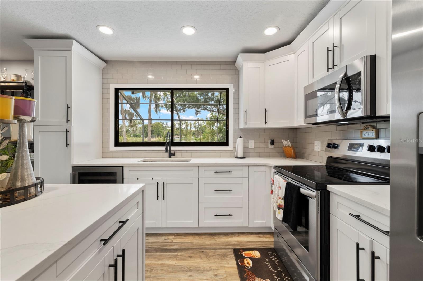 LAKE SHARON ESTATES - Residential