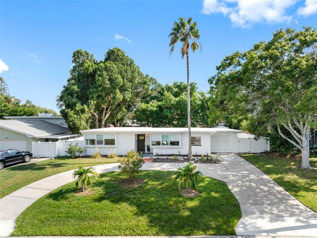 Photo of 11478 82nd Avenue, Seminole, FL 33772 (MLS # TB8508445)