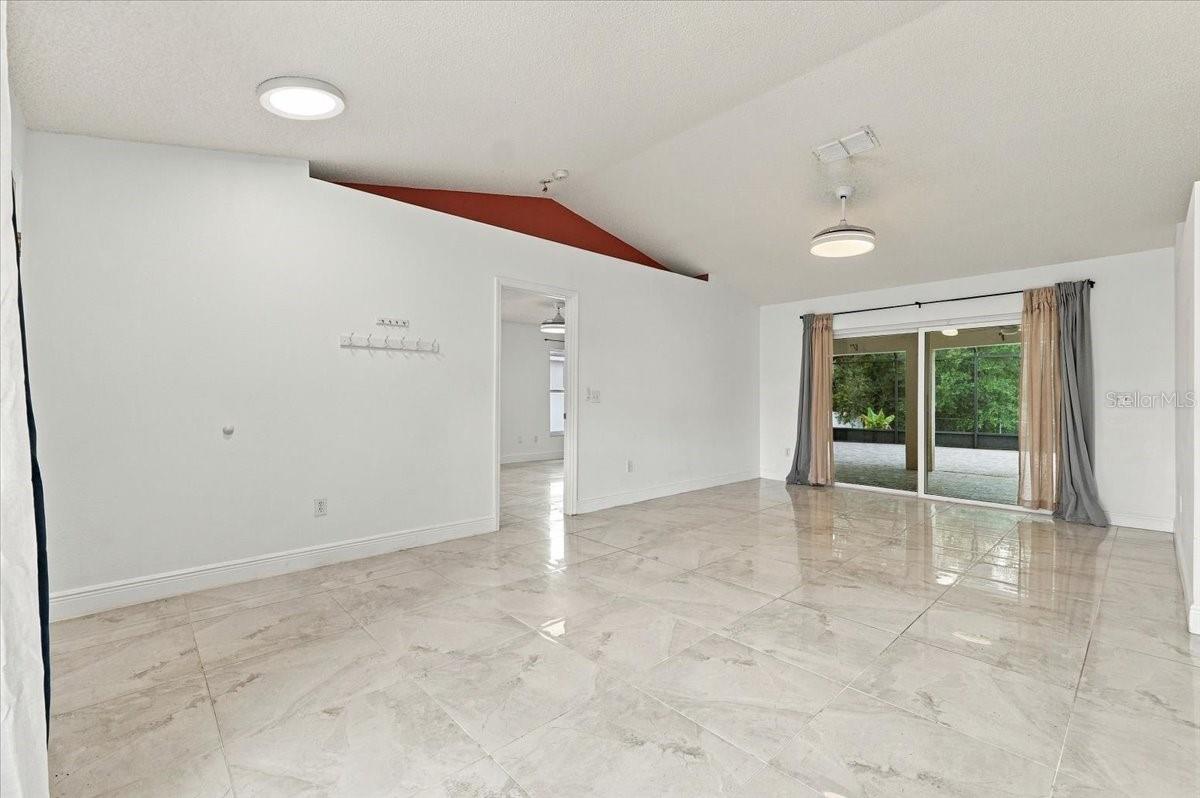 5156 HEATHERSTONE COURT