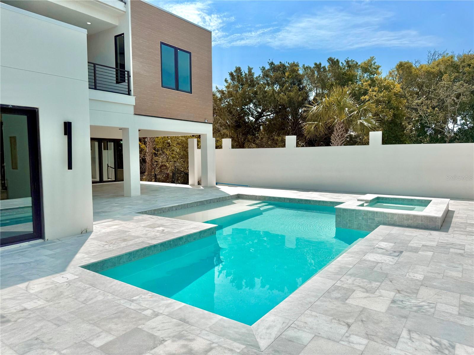 EMERALD COVE SUB - Residential