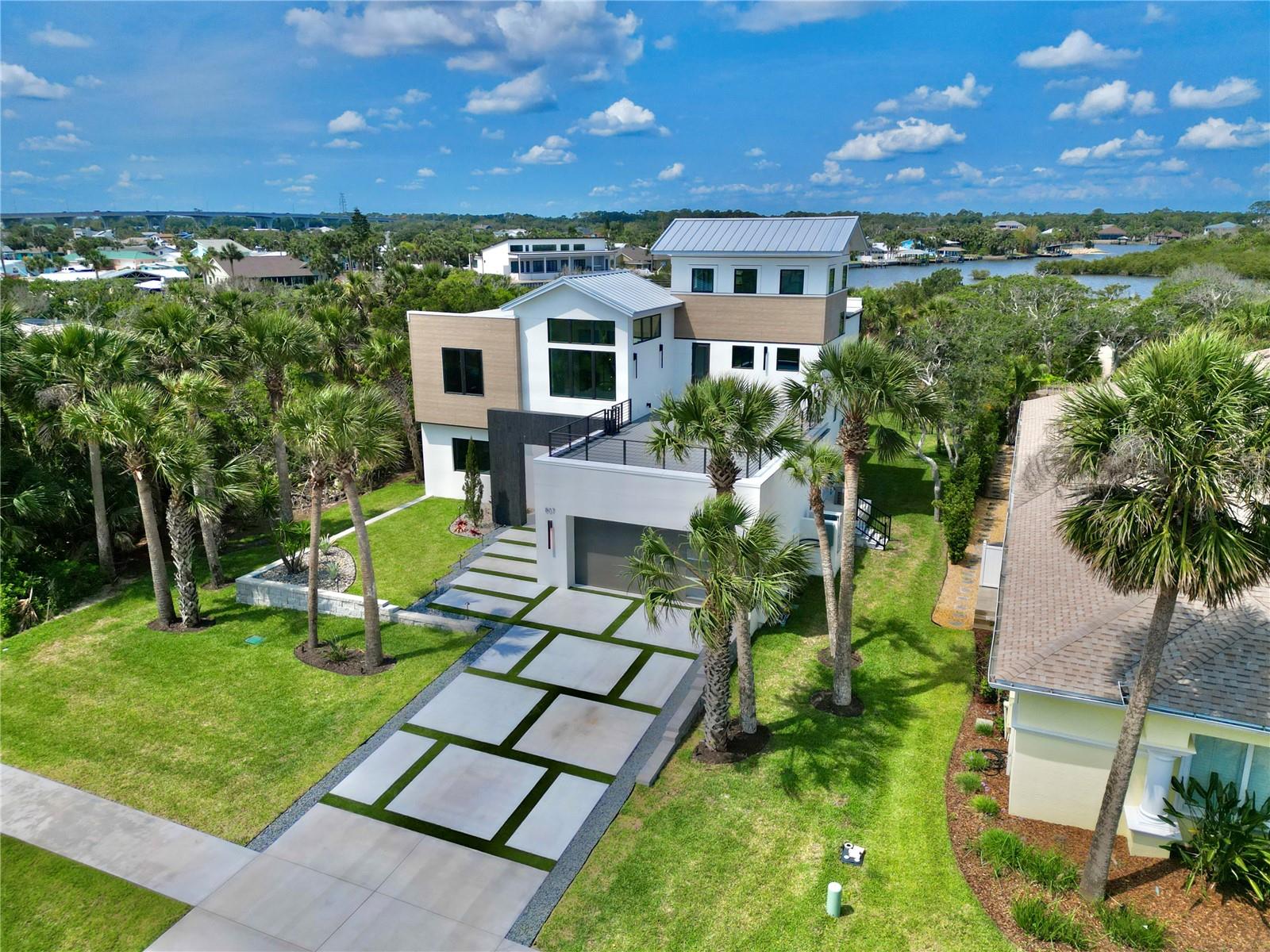EMERALD COVE SUB - Residential