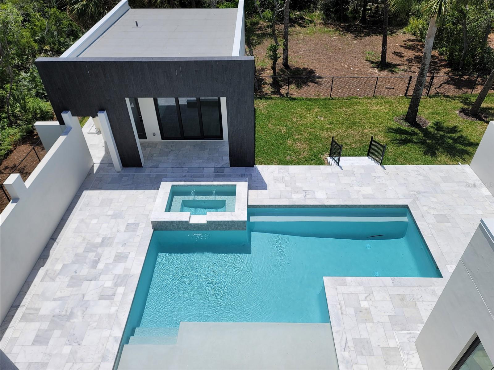EMERALD COVE SUB - Residential
