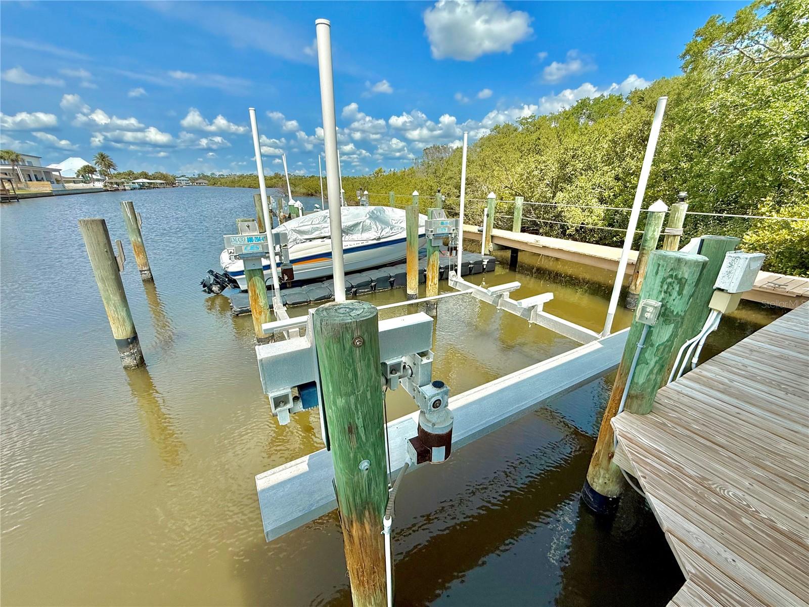 EMERALD COVE SUB - Residential