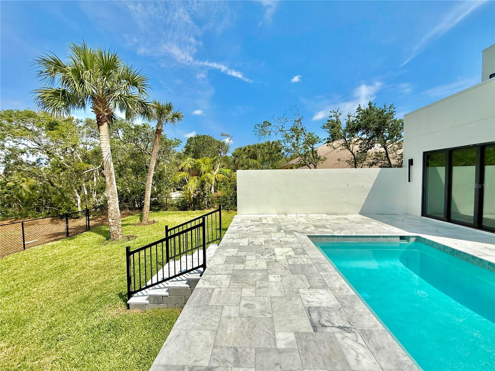 EMERALD COVE SUB - Residential