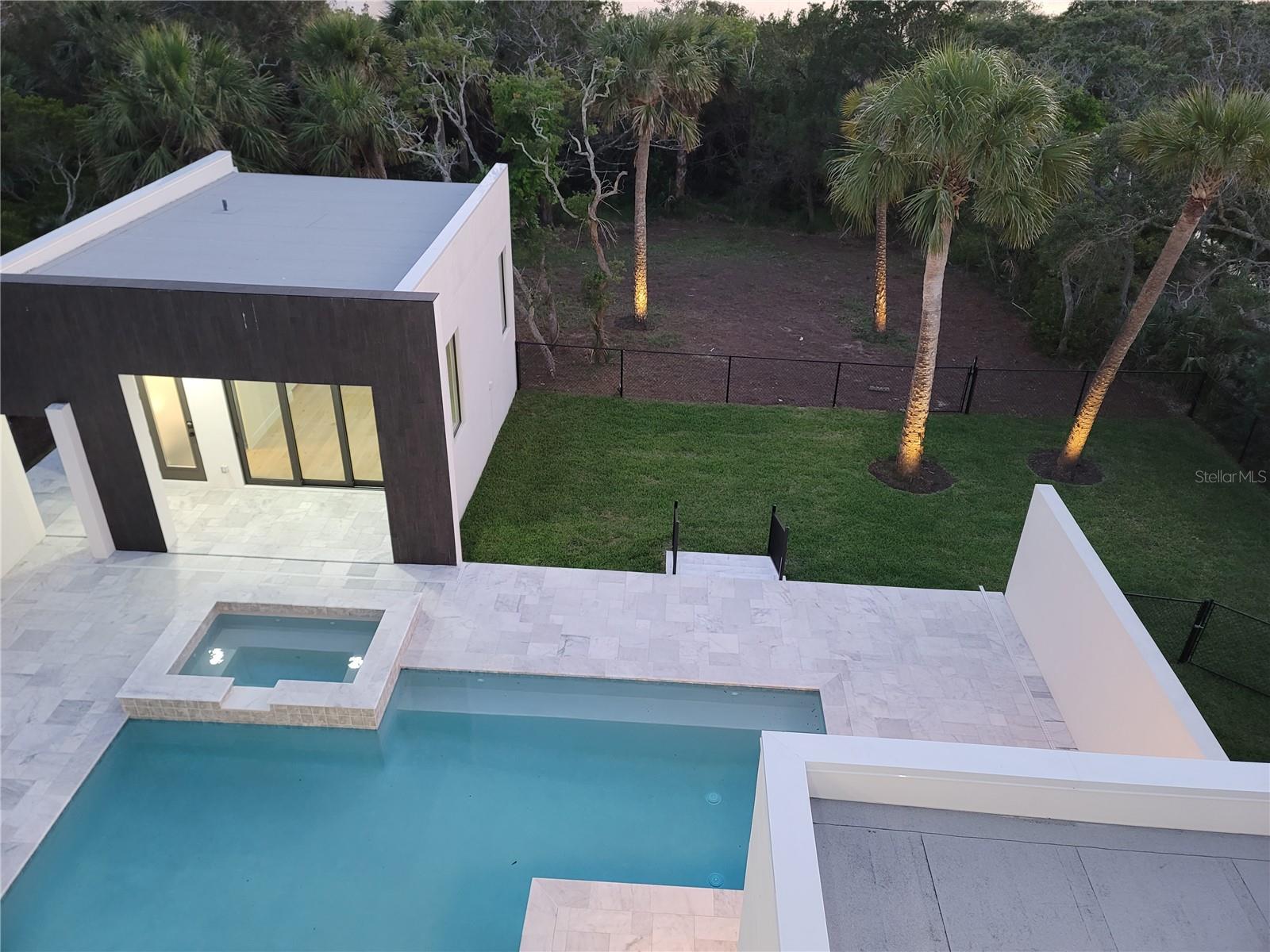 EMERALD COVE SUB - Residential