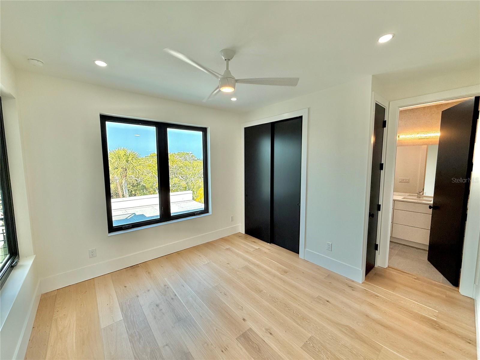EMERALD COVE SUB - Residential