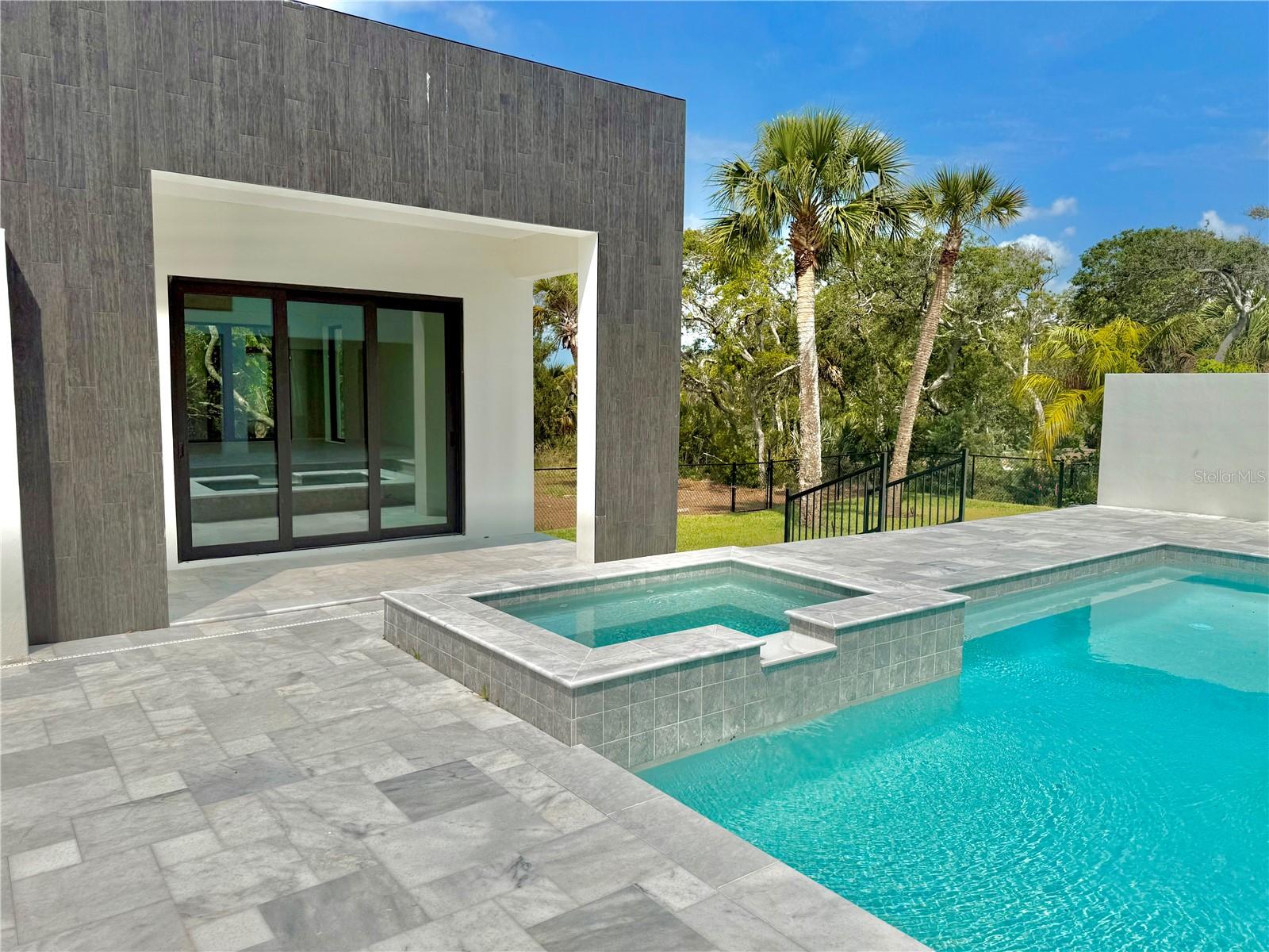 EMERALD COVE SUB - Residential