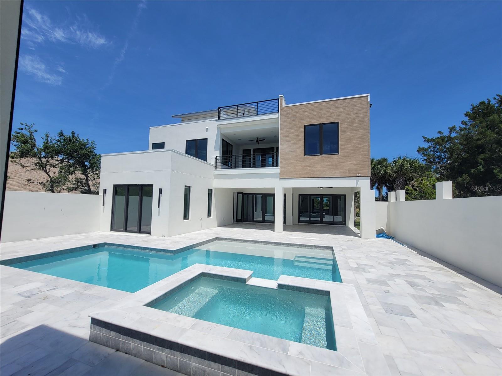 EMERALD COVE SUB - Residential
