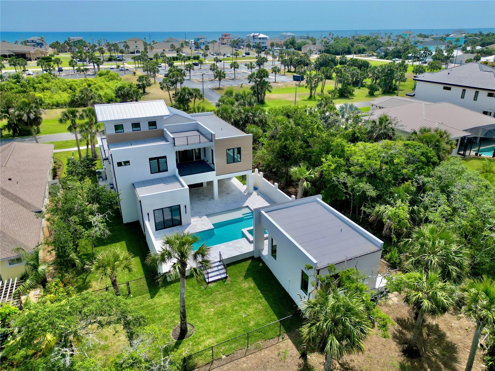 EMERALD COVE SUB - Residential