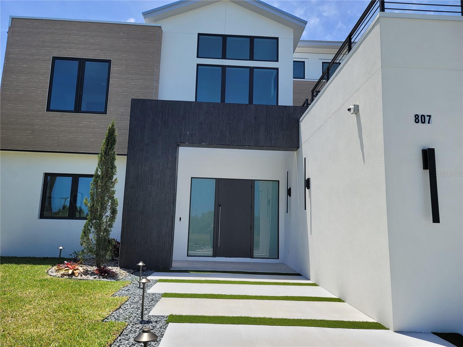 EMERALD COVE SUB - Residential