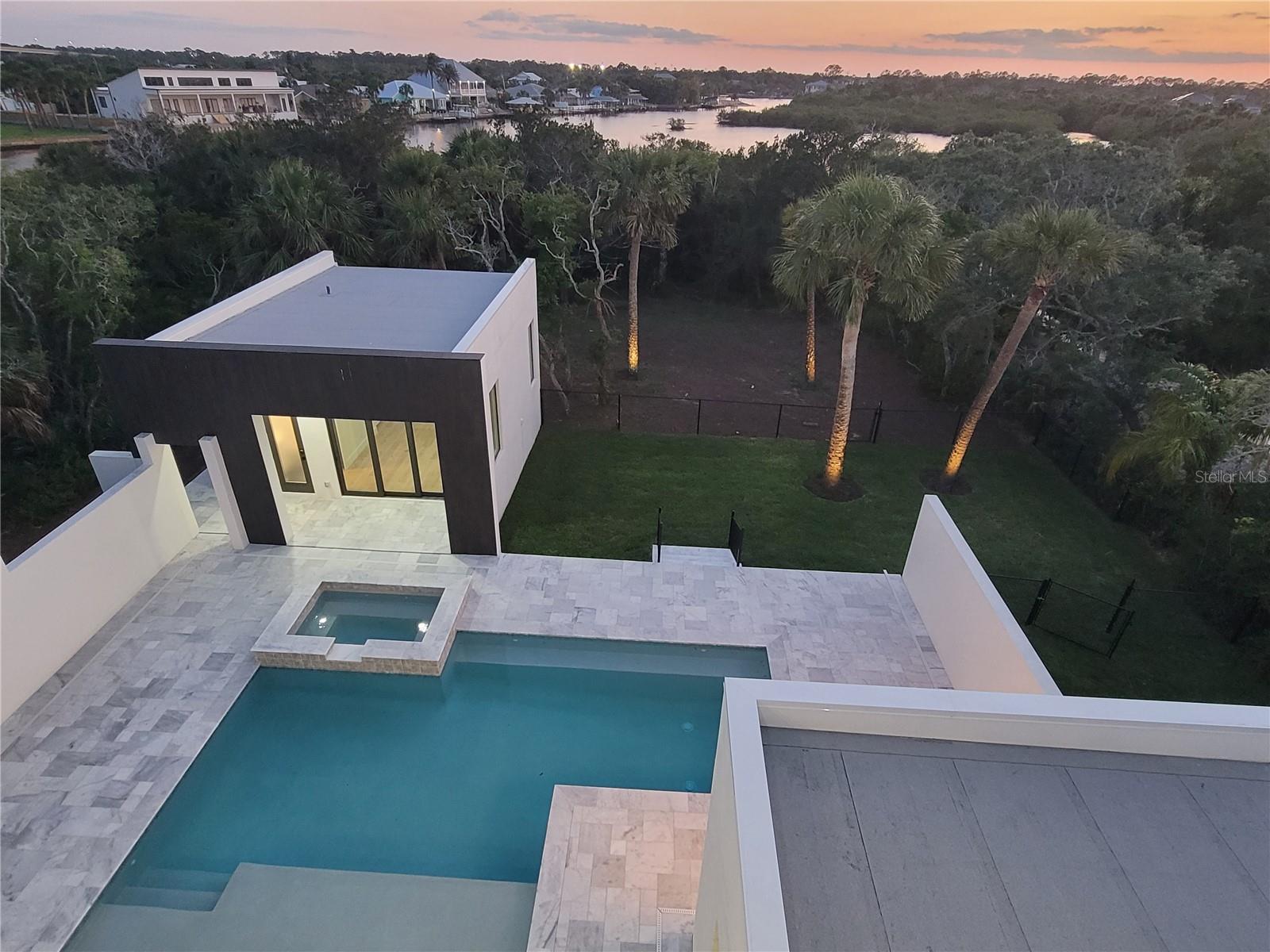 EMERALD COVE SUB - Residential