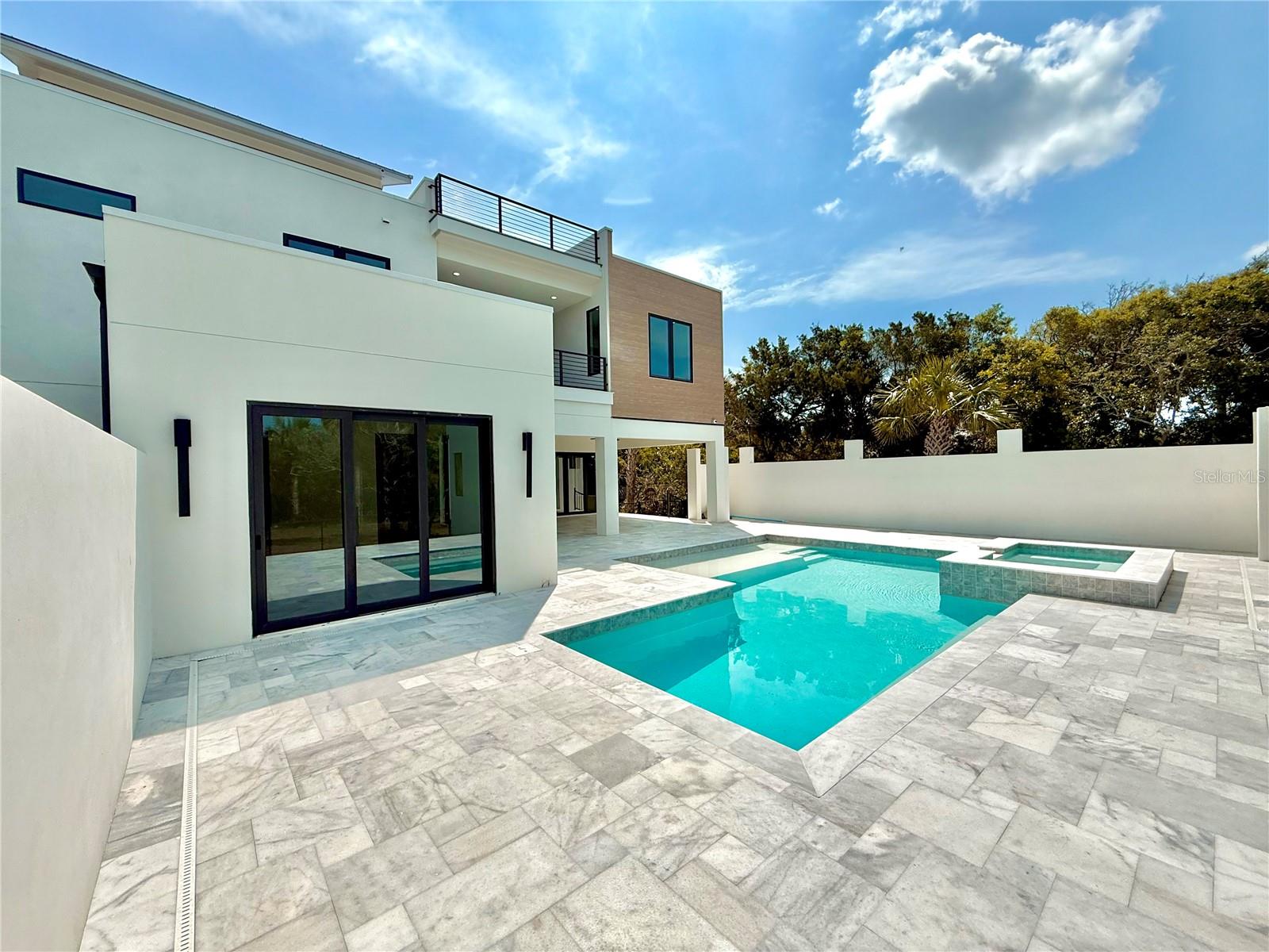 EMERALD COVE SUB - Residential