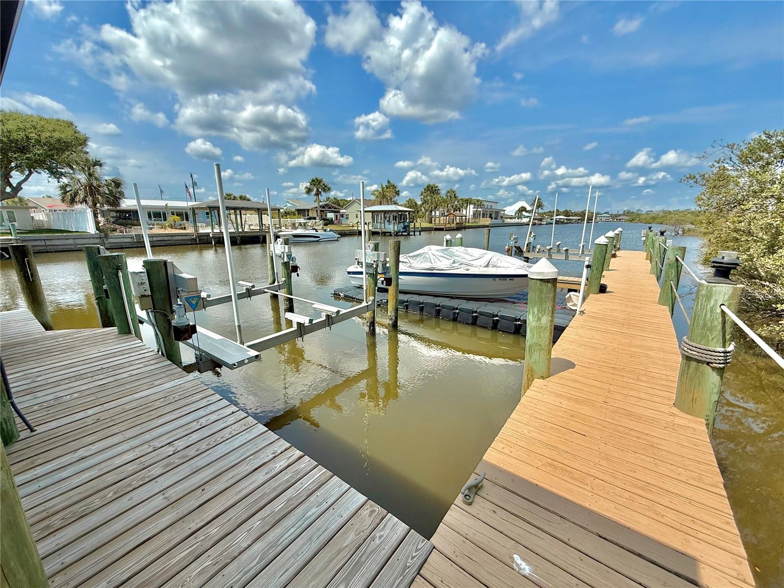 EMERALD COVE SUB - Residential