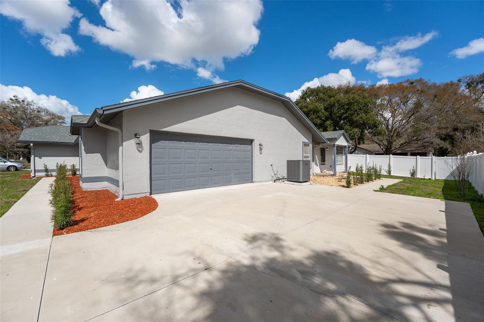 TANGERINE - Residential