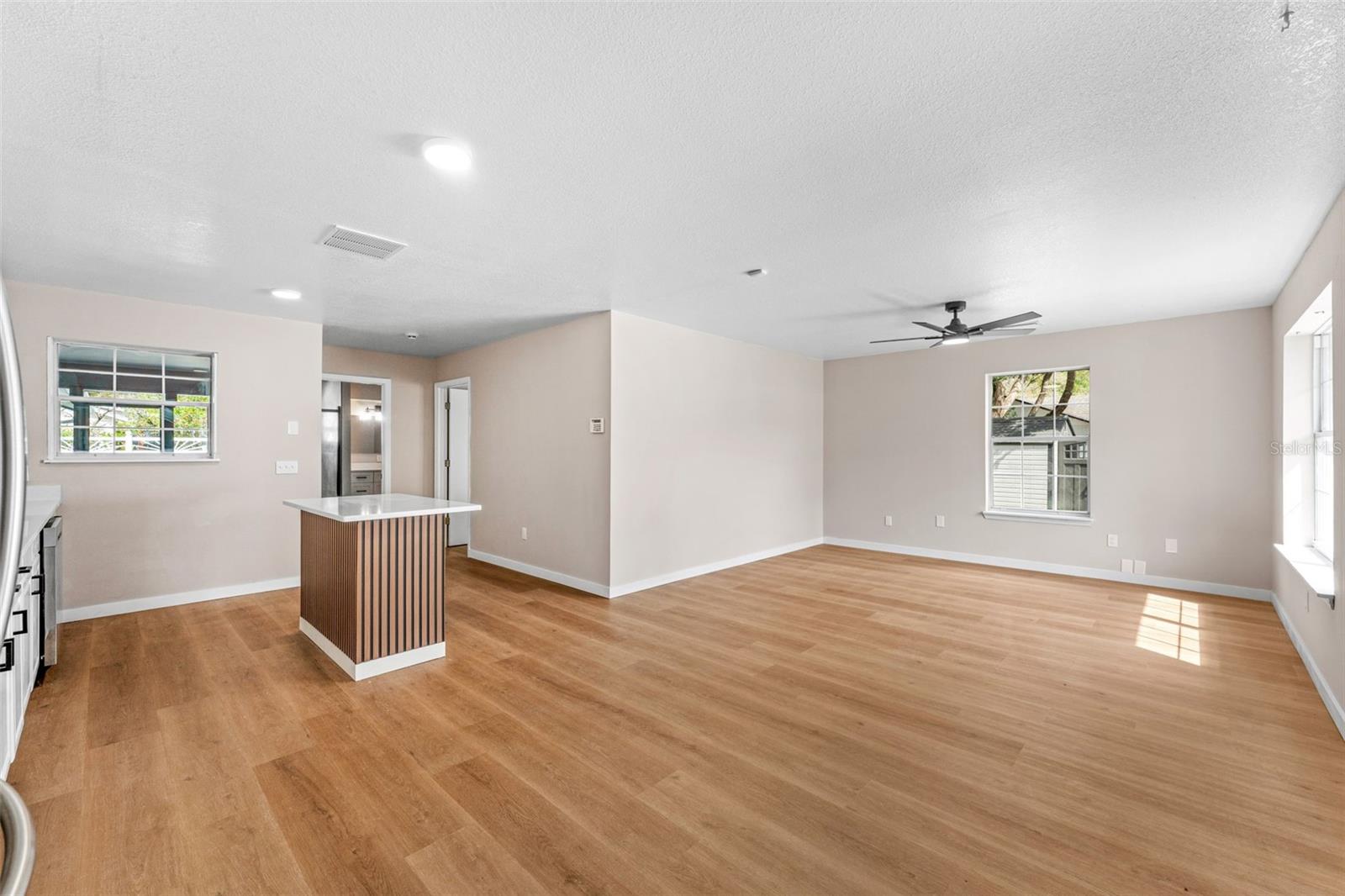 TANGERINE - Residential