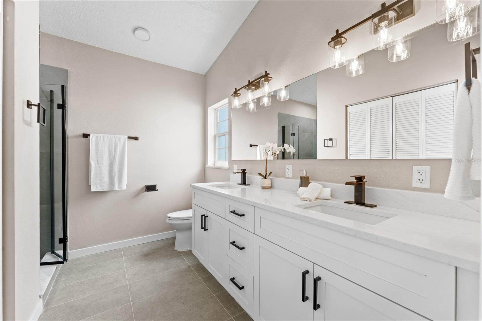 TANGERINE - Residential