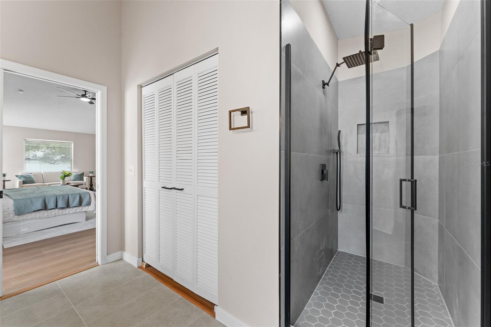 TANGERINE - Residential