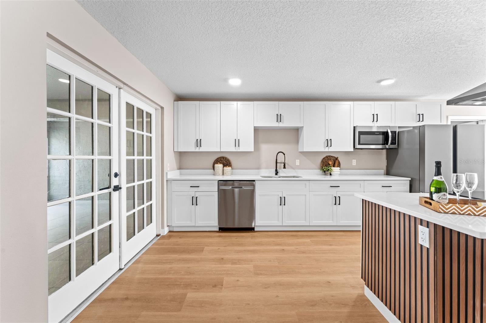 TANGERINE - Residential