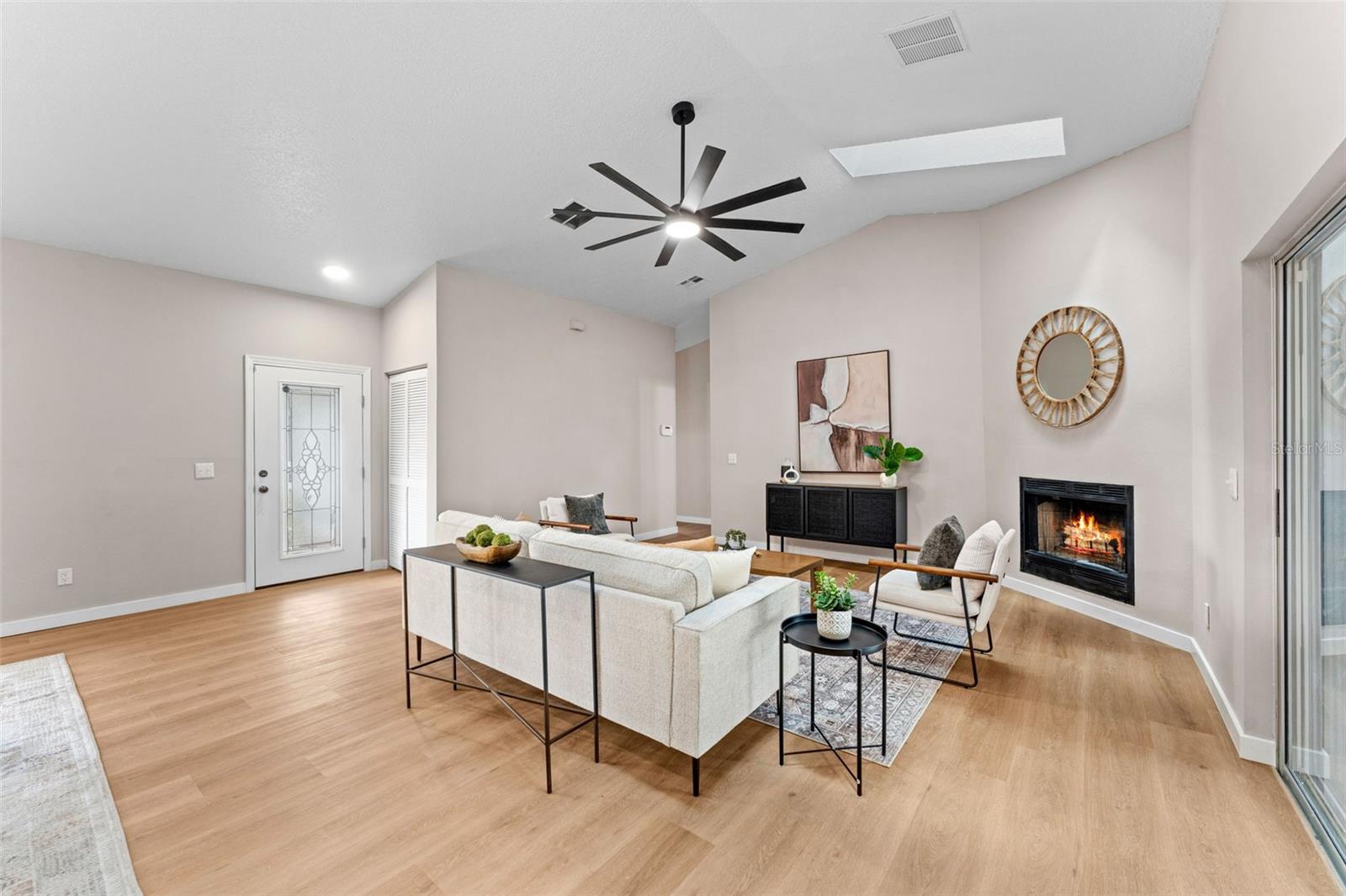 TANGERINE - Residential