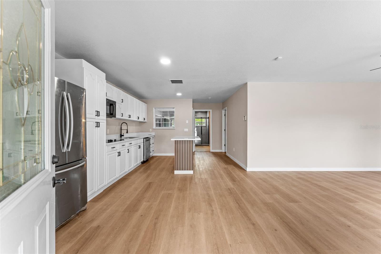 TANGERINE - Residential